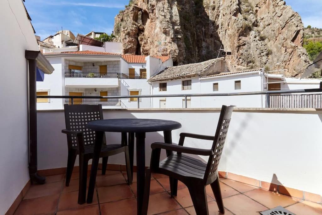 Vila Casa Del Alamo Cambil Exteriér fotografie